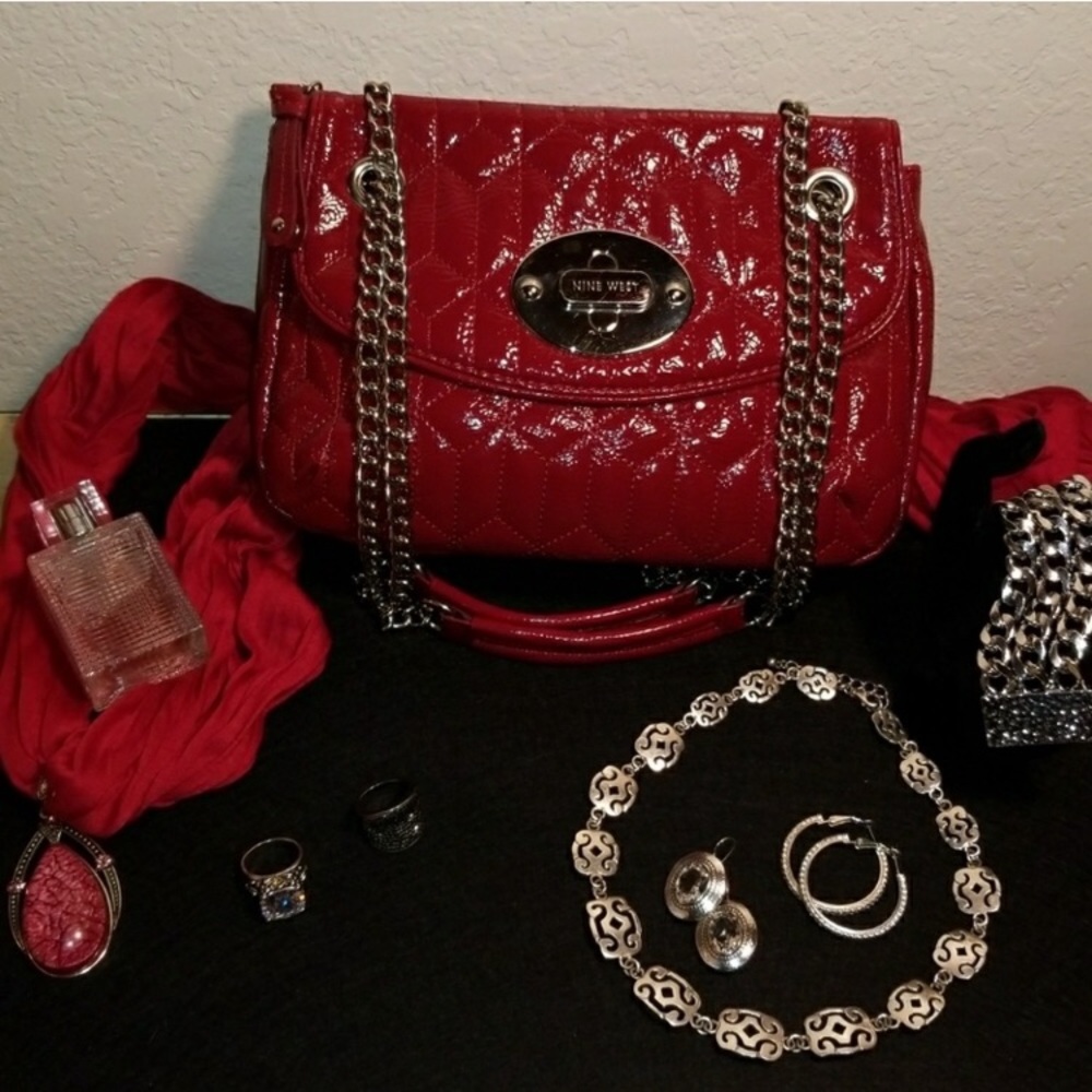 Haute Patent Leather Chain Strap Purse